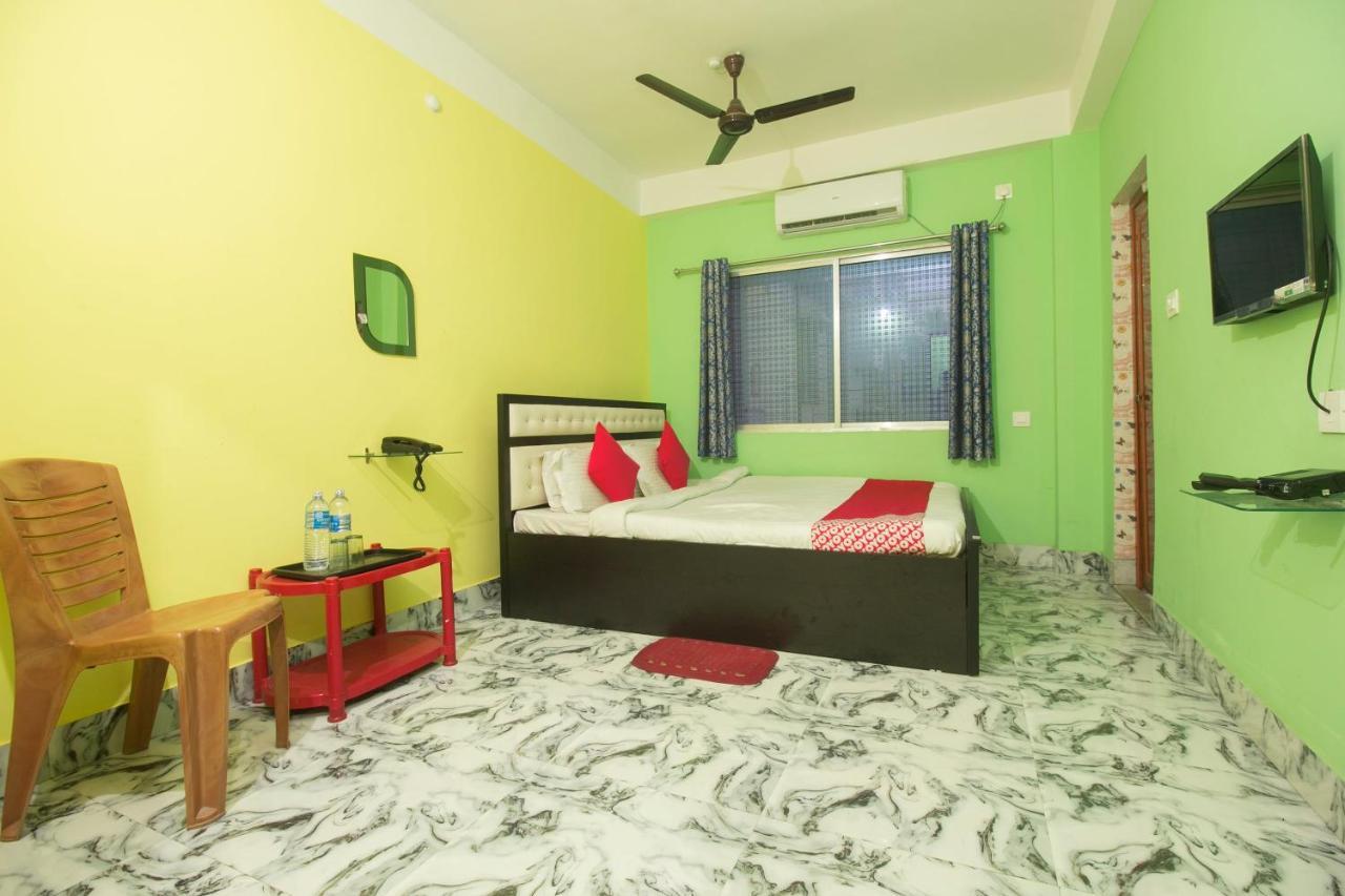 Spot On 24229 Radharani Lodge シリグリ エクステリア 写真