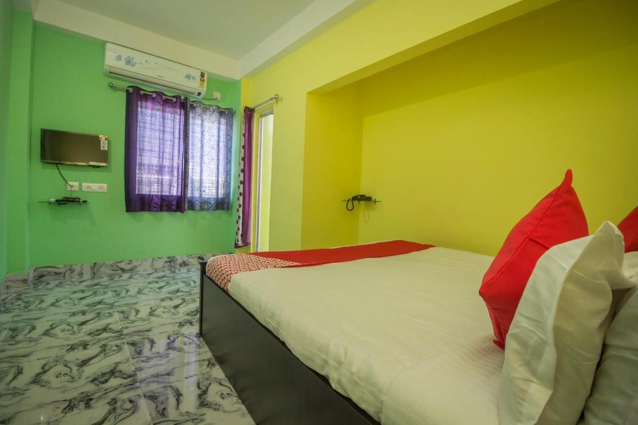 Spot On 24229 Radharani Lodge シリグリ エクステリア 写真